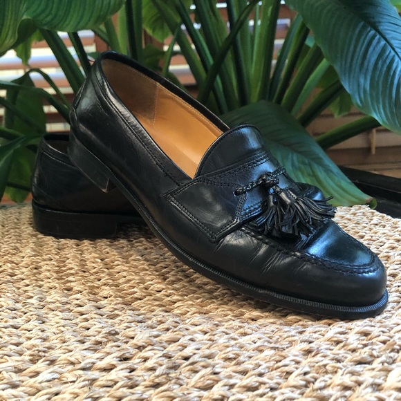 Johnson & Murphy Tassel Black Leather Loafer - Picture 6 of 8